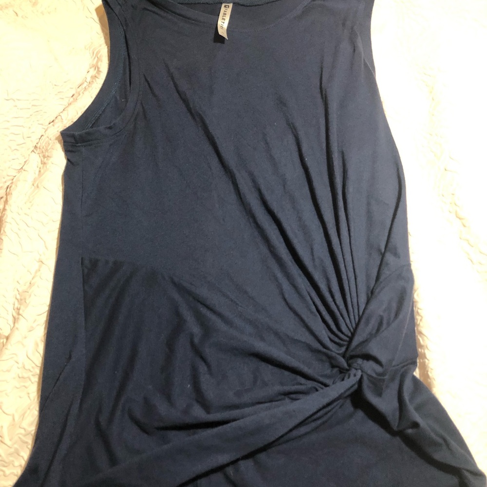 Fabletics knot tank size Medium Navy